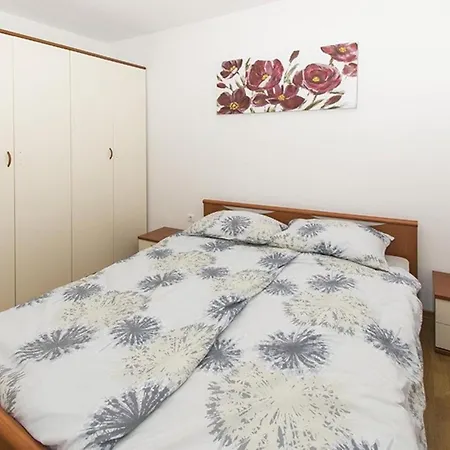 2 Bedroom Holiday
